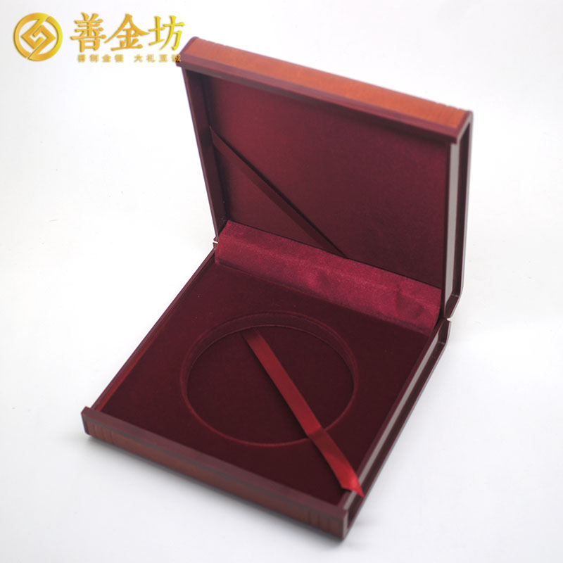 紅棕色皮革塑膠盒-樣式二