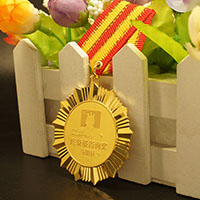 上海稻草人50克金銀獎(jiǎng)?wù)耞 獎(jiǎng)?wù)轮谱?紀(jì)念章制作 定制紀(jì)念幣