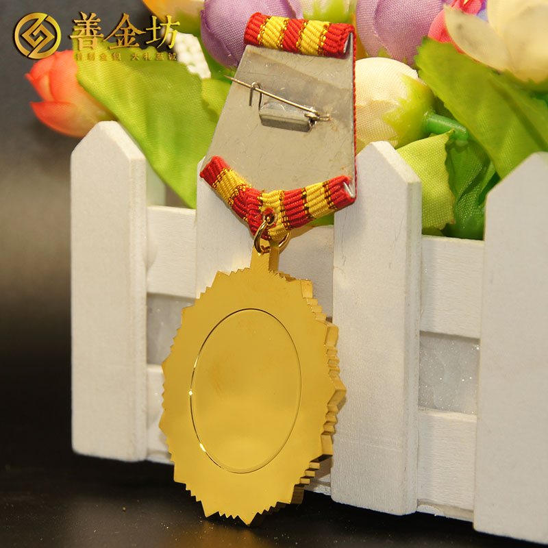 湖南盤子女人坊50克銀鍍金獎?wù)耞 紀念章制作 獎?wù)轮谱?紀念章制作 金銀章定制 獎牌制作