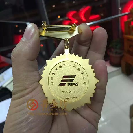 山東日發(fā)_ 紀念幣制作 銀幣制作 紀念章制作 制作紀念幣 定做銀幣 純金紀念幣制作 定做金幣 制作金幣 獎章制作 周年慶典 員工福利