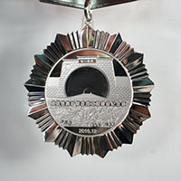 四川成昆鐵路50克純銀獎?wù)耞 紀(jì)念章制作 定制紀(jì)念章 銀章制作 員工福利