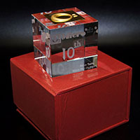 四川成都10周年金片_ 定做金章 金銀章定制 定制金銀章 定制金章 凹凸電子 3克金片